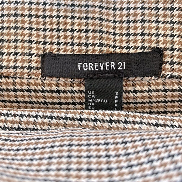 NWT. Forever 21 Houndstooth Skirt (S) - Picture 3 of 4